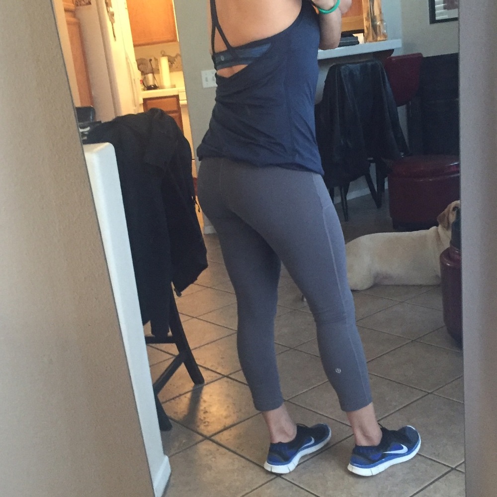 Lululemon crops